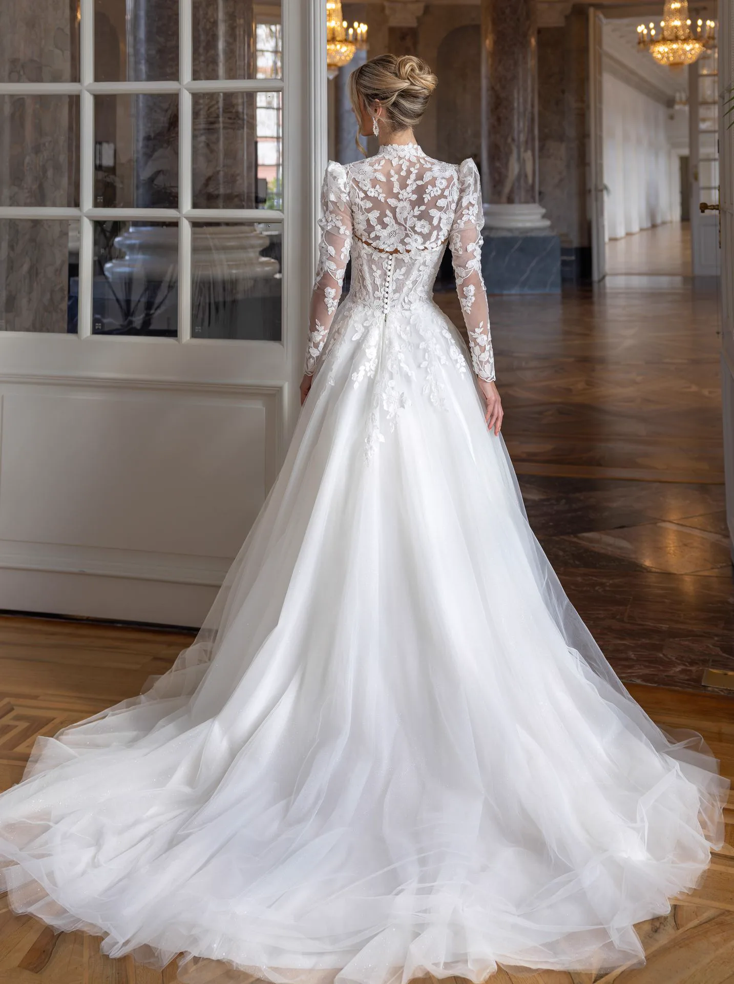 Diane Legrand De Luxe 10012 — high-neck lace jacket, back view