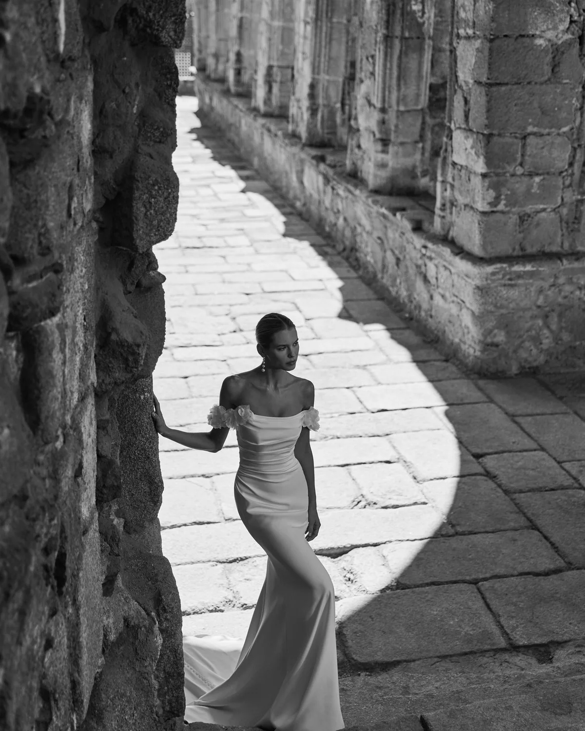 Adriana Alier Paddy 2N01 editorial campaign gown