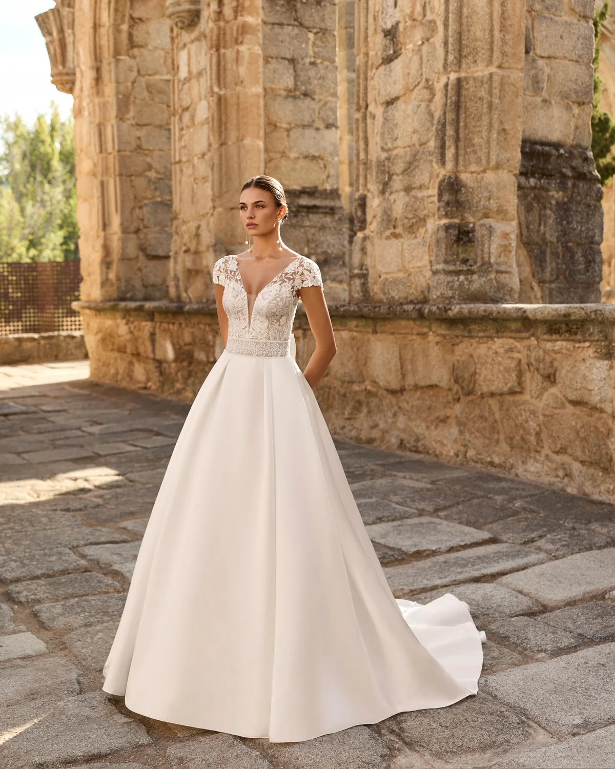 Adriana Alier Poema — front