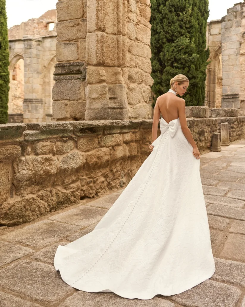 Adriana Alier Prado — back