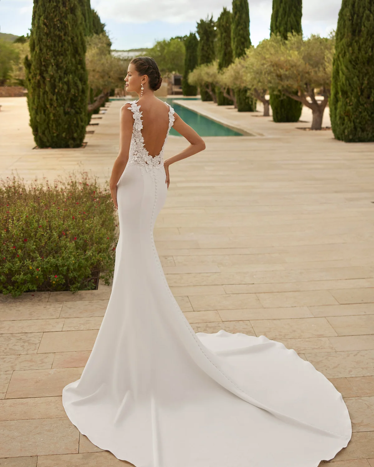 Adriana Alier Sylas — back